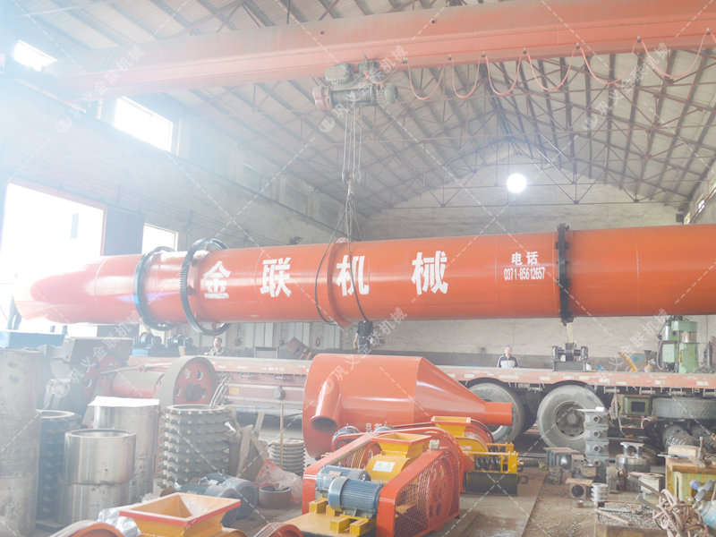 兩臺小型對輥機和烘干機發貨圖片_發往湖南永興_破碎烘干銅渣